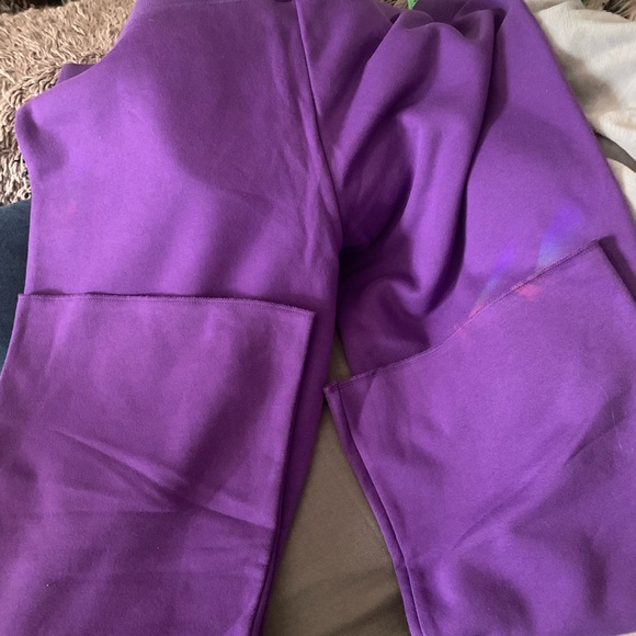 A pair of heavy sweatpants. - Picture 2 of 3